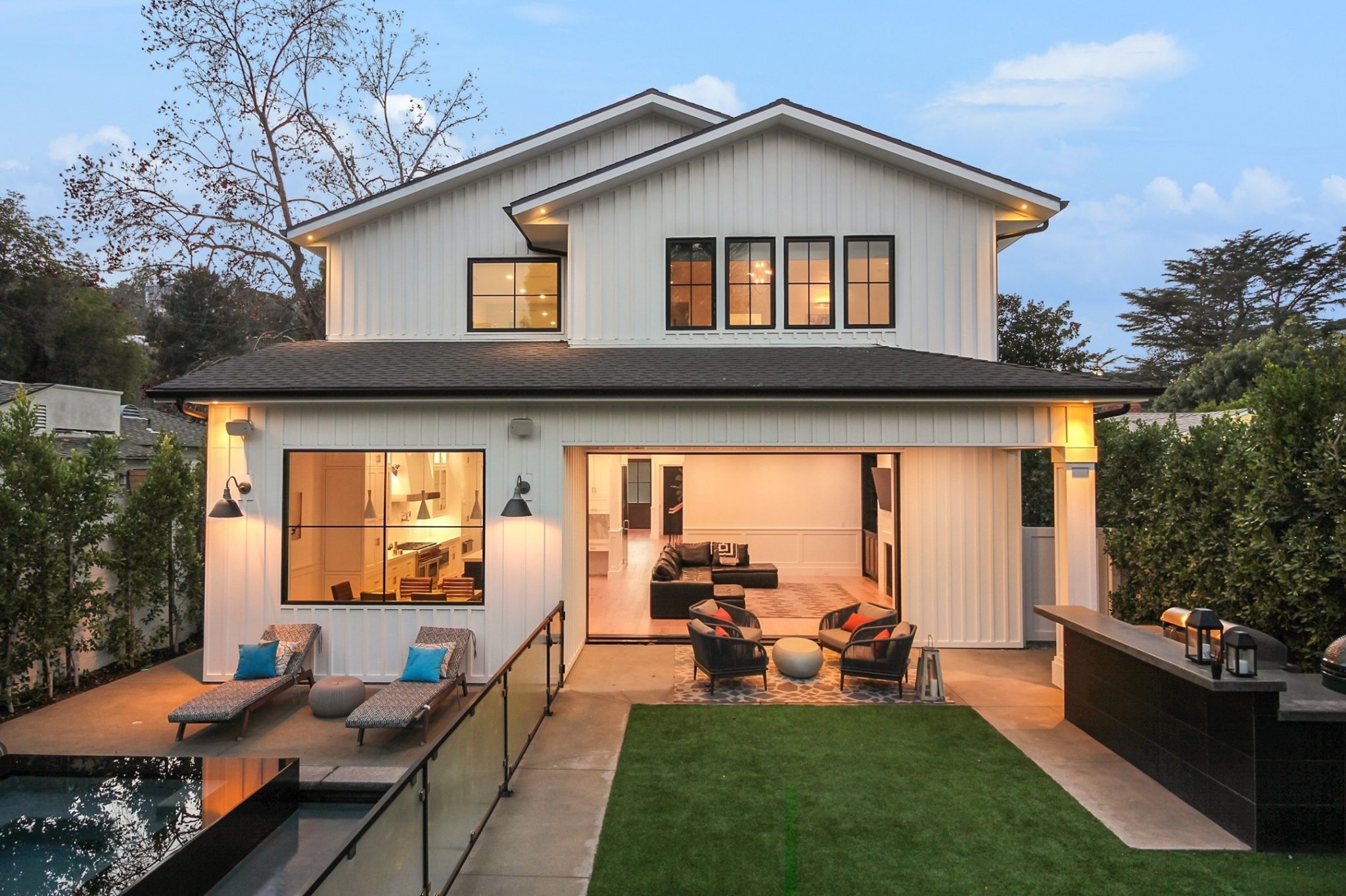 A common house for a residential moving service